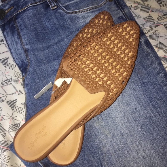 woven backless mules